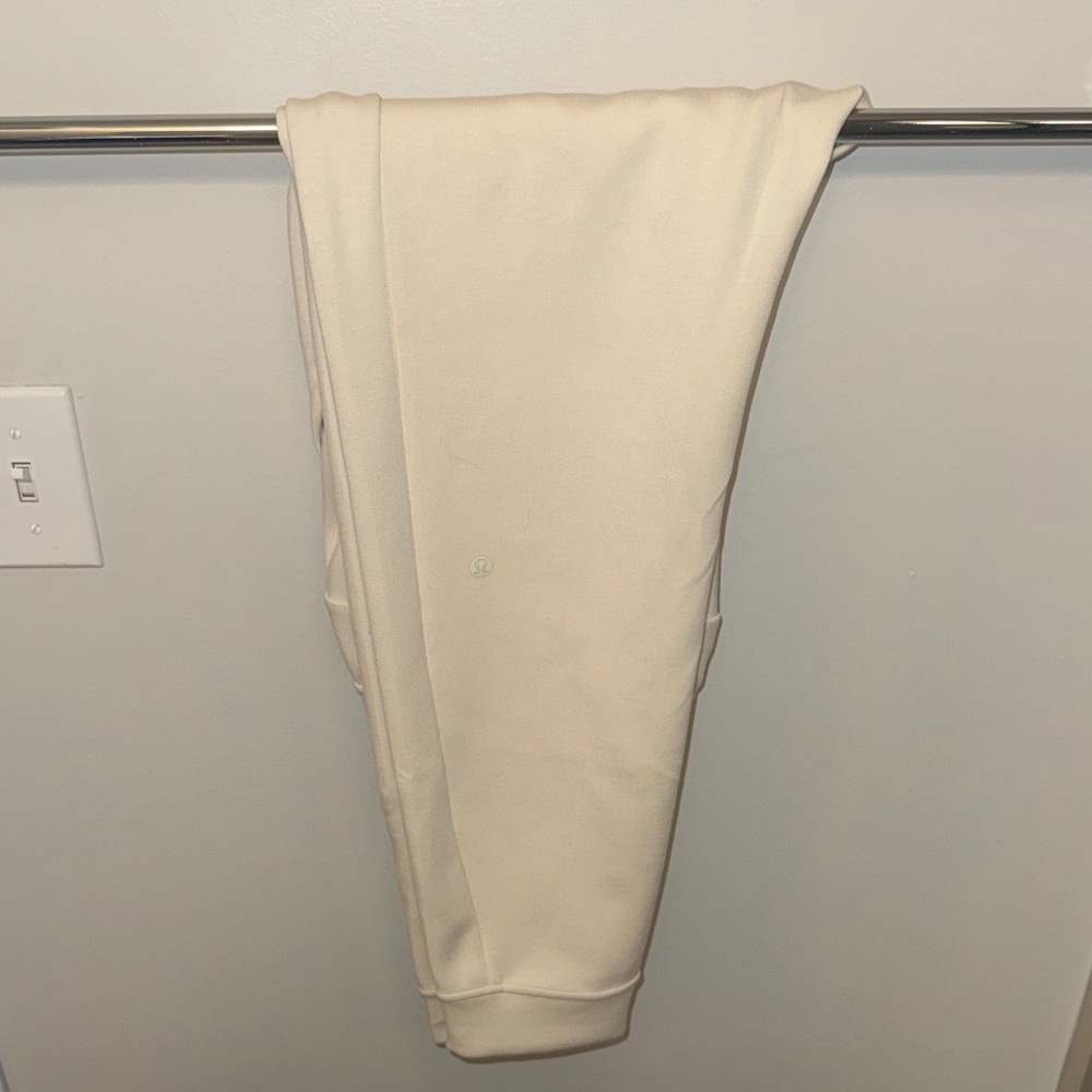 Lululemon Cream Sweatpants
